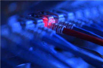 Auf der it-sa stellen rund 630 IT-Sicherheitsfirmen ihre Produkte vor, die Hackerangriffe abwehren beziehungsweise den Schaden begrenzen sollen. Foto: Felix Kästle