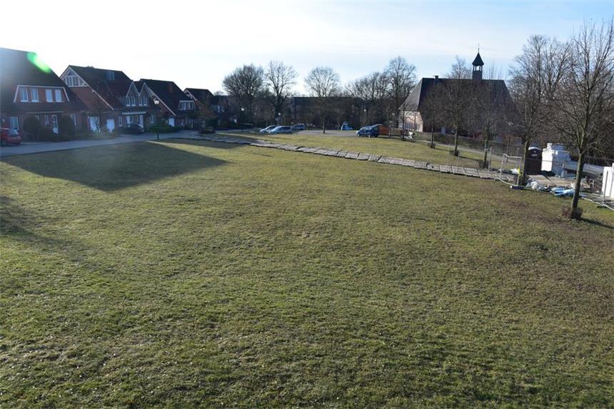 Der Träger für die neue Herberner Kita steht fest Auf der Wiese "Auf den Äckern" soll schon am 1. August eine neue Kita stehen. Nach einigen Diskussionen steht jetzt ein Träger für den Kindergarten fest.