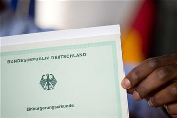 Auf die Frage, ob die EU-Kommission Briten raten würde, die Staatsbürgerschaft eines anderen EU-Landes anzunehmen, wollte ein Sprecher keine Antwort geben. Foto: Julian Stratenschulte