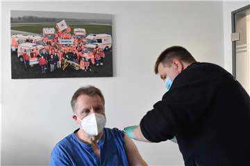Auf die hohe Nachfrage nach Impfungen will der Kreis mit weiteren Impfkapazitäten reagieren. Das DRK hat in Stadtlohn einen Impfspot aufgebaut. Ähnliches soll es auch in den anderen Kreiskommunen geben.