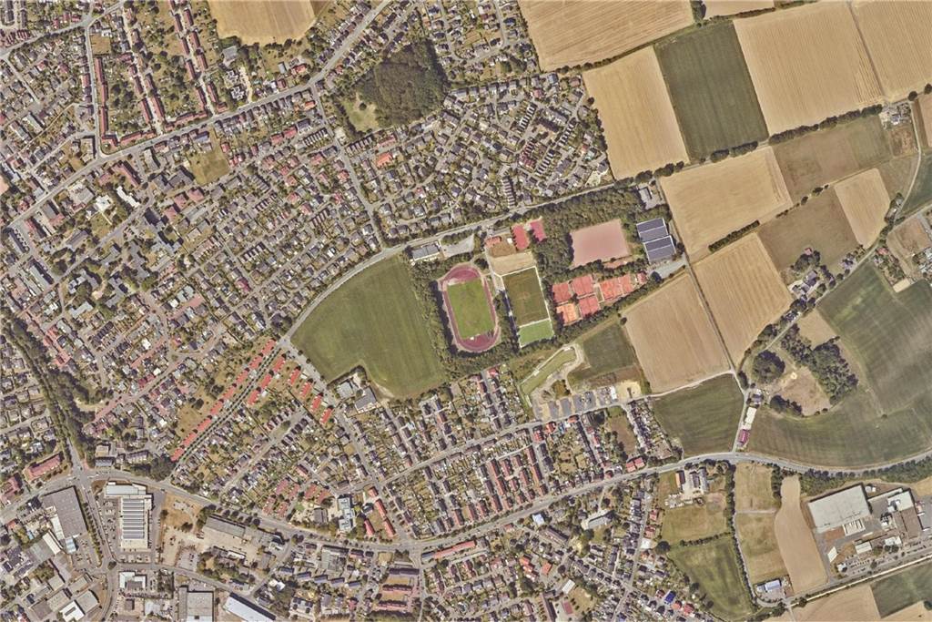 Auf diesem Bild aus dem Jahr 2022 sieht man das Baugebiet an der Brevingstraße bereits.