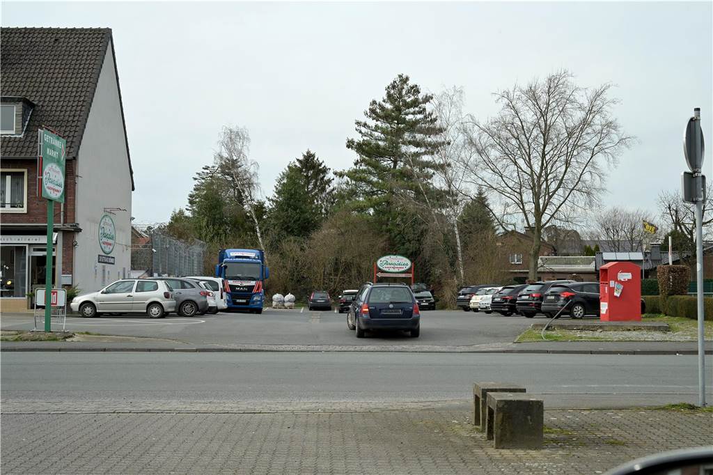 Diese Geschichten wurden in Werne 2023 am häufigsten gelesen Auf diesem Parkplatz vergnügte sich ein Paar regelmäßig beim Sex im Auto.
