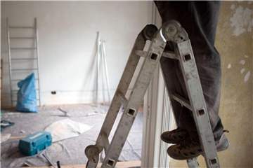 Auf einen Handwerkertermin warten Kunden oft viele Wochen. Grund dürfte der Fachkräftemangel sein. Laut dem Zentralverband des Deutschen Handwerks fehlen jedes Jahr bis zu 20.000 Auszubildende. Foto: Axel Heimken