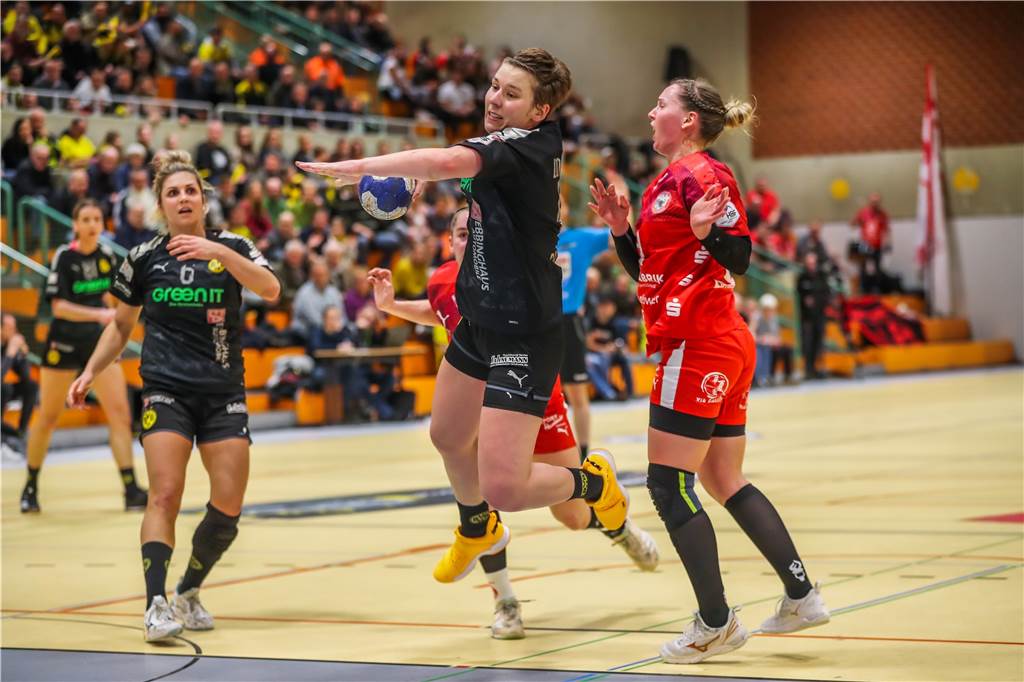 Alina Grijseels: „Weiß nicht, ob man sich vernünftig verabschieden kann“ Auf ihr Comeback in der Halle wird Alina Grijseels vorerst noch warten müssen.