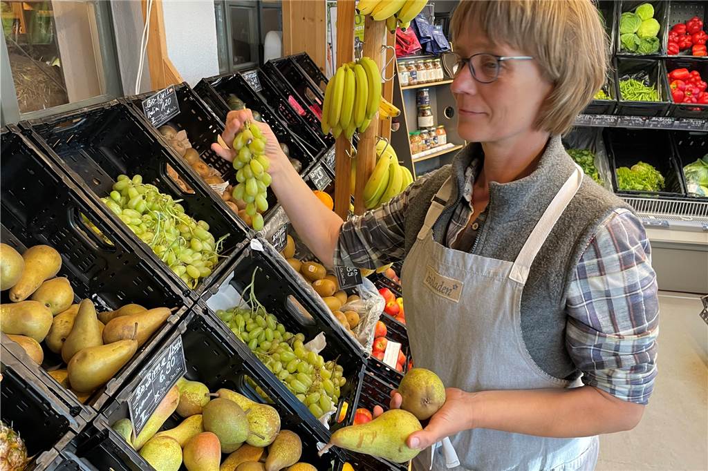 Dorstens Unternehmerin des Jahres hat als Kind in Getreide gebadet (mit Video) Auf ihren kleinen Bioladen ist Barbara Mense stolz. An der Glück-Auf-Straße verkauft sie etwa 4.500 Produkte aus dem In- und Ausland.