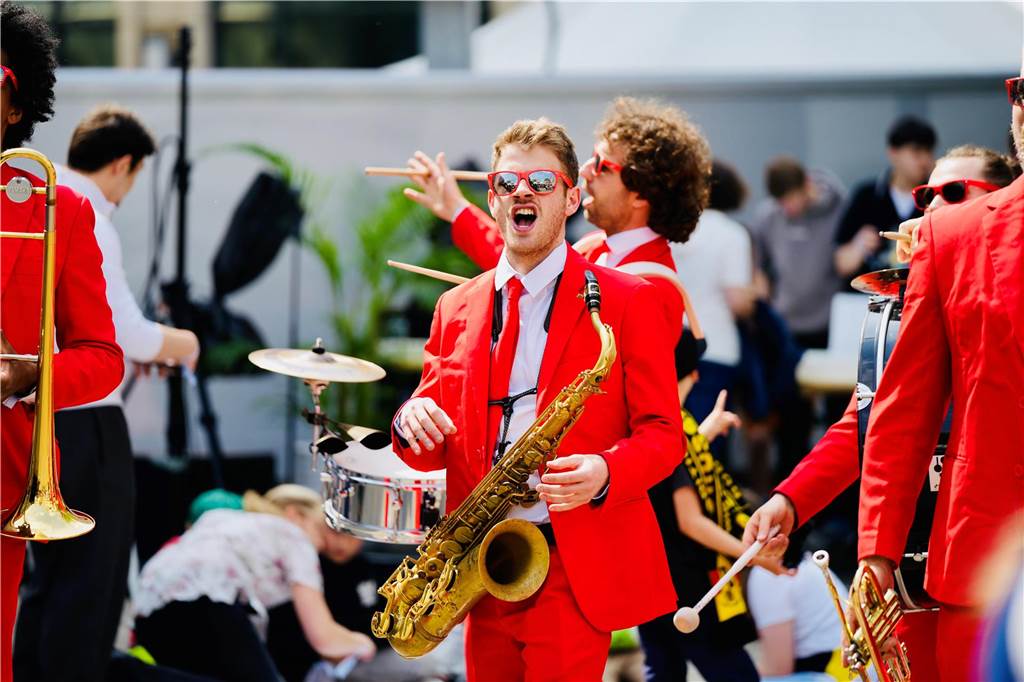 Auf vielen Bühnen in der Innenstadt gab es ab dem Nachmittag Musik.