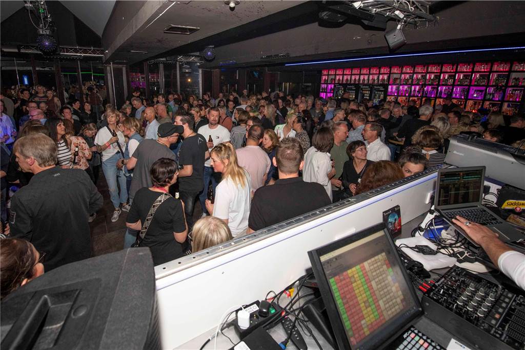 In der Stadtmühle lebt ein Kult weiter: Daddy-Revival auf zwei Ebenen Volle Tanzfläche in der Stadtmühle