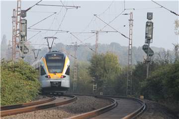 Auf zwei Gleisen soll einmal der Bahnverkehr zwischen Dortmund und Münster fahren,