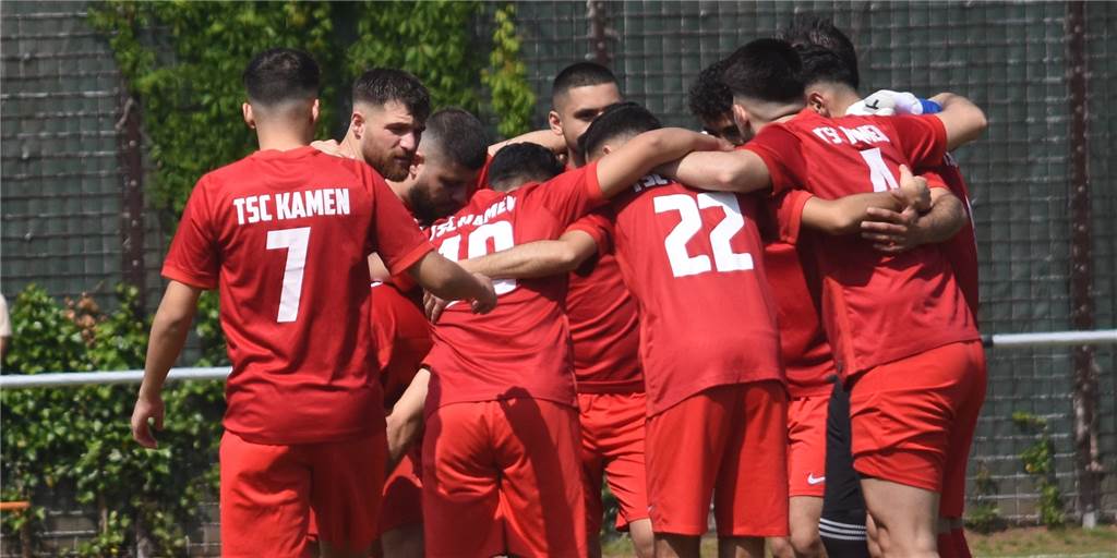 Trotz Zusage: Schlüsselspieler kehrt dem TSC Kamen den Rücken zu Auflösungserscheinungen beim TSC Kamen. Fast die Hälfte der Mannschaft kehrt dem Verein den Rücken zu und wechselt.