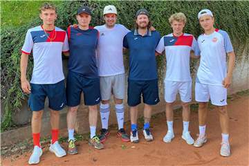 Aufsteiger in die Westfalenliga: die Herren des Dorstener TC mit (v.l.) Karim Al Amin, Sean Lange, Basti Beck , Christian Eusterfeldhaus, Ruben Angrick und Marlon Schilasky.