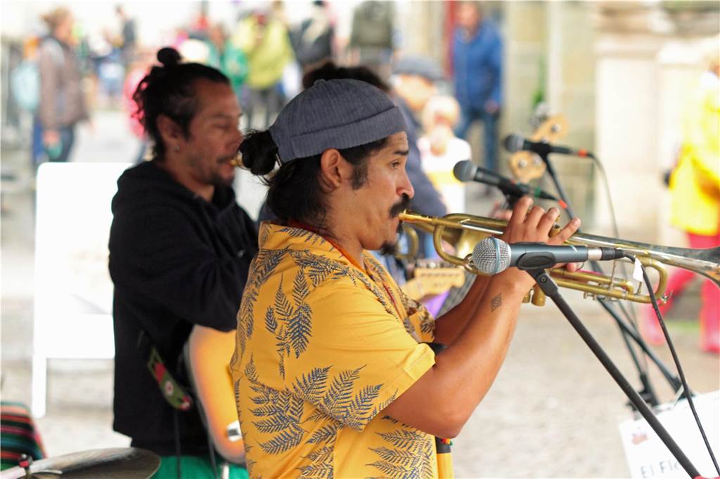 Auftakt des Straßenfestivals Werne 2023 am Freitagnachmittag.El Flecha Negra sorgten mit südamerikanisch-karibischer Musik für Stimmung, auch schon am Freitagnachmittag.