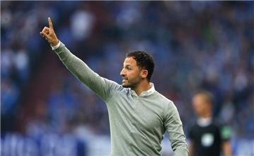 Auftakt nach Maß: Schalke-Trainer Domenico Tedesco.