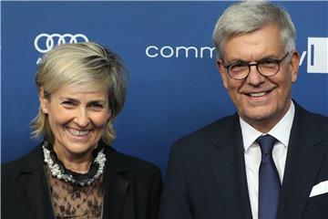 Auftrag und Strukturoptimierung: ZDF-Intendant Thomas Bellut und die ARD-Vorsitzende Karola Wille legen der Rundfunkkommission der Länder die Berichte mit ihren Vorstellungen zum öffentlich-rechtlichen Rundfunk der Zukunft vor. Foto: Jörg Carstensen