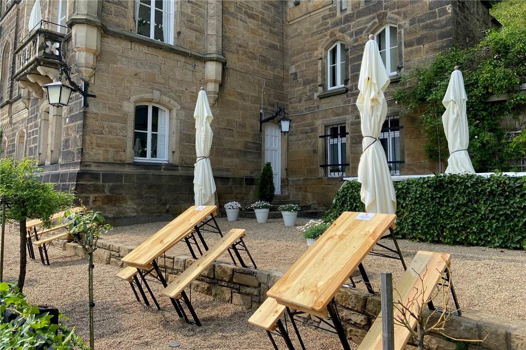 Nach Prügel-Attacke am Hengsteysee: Täter werden bald vernommen Aus dem Umfeld des Cafés wollte niemand über das Geschehene sprechen.