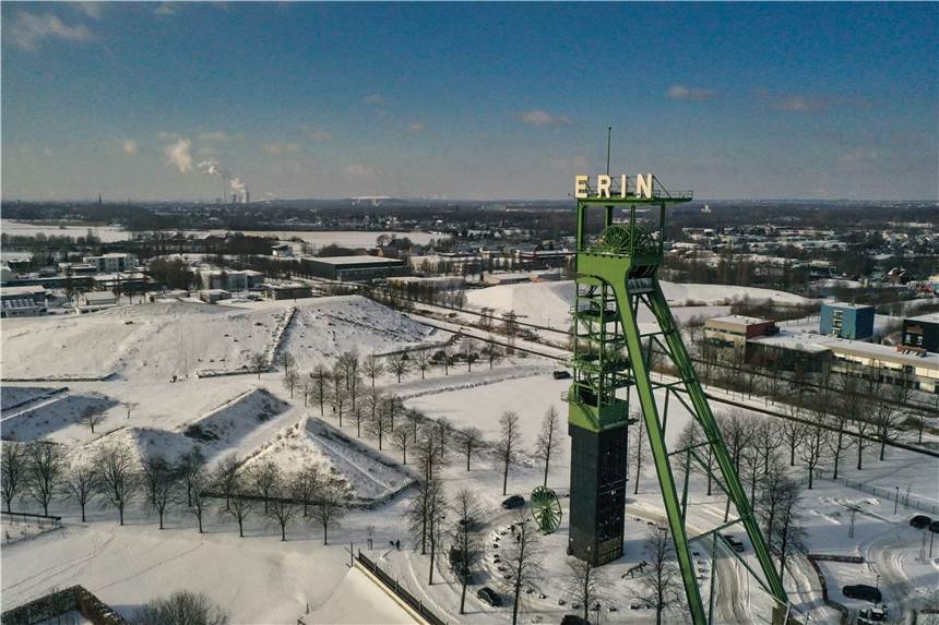Samstag wichtig in Castrop-Rauxel: Schulanmeldungen und Drohnenflug über Castrop-Rauxel Aus dieser Perspektive bekommt man das Winterwunderland Castrop-Rauxel nur selten zu sehen.