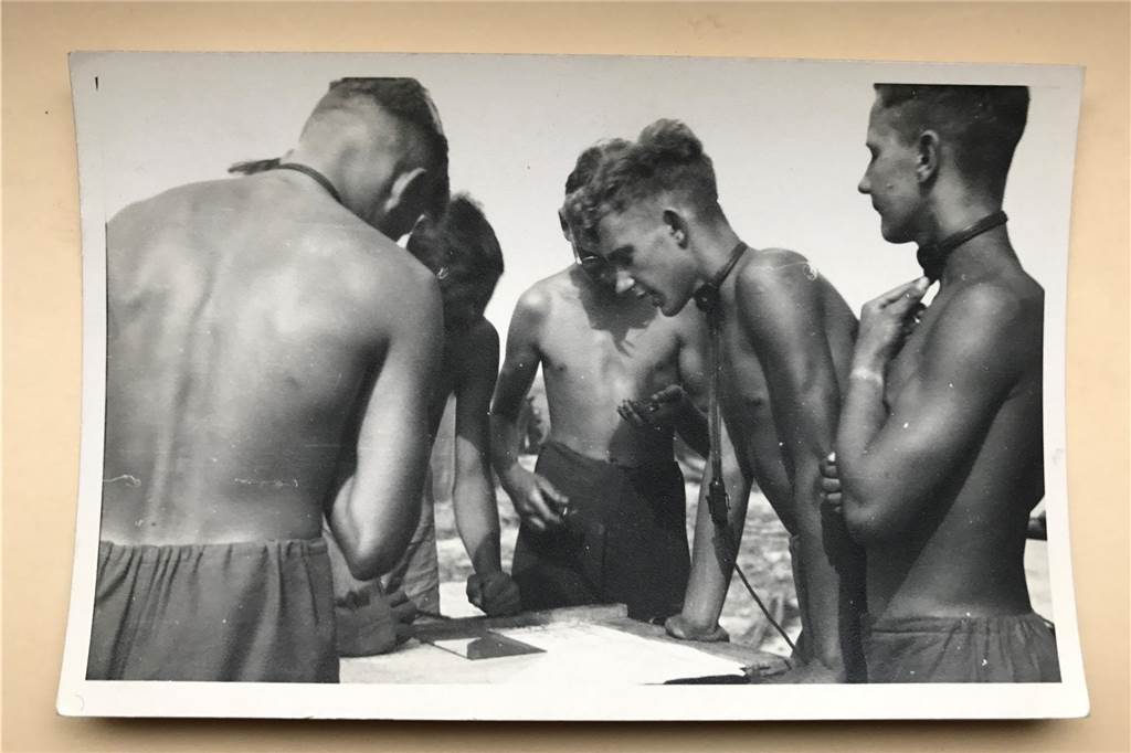 Seltene Bilder aus dem Todeslager Auschwitz tauchten in Castrop-Rauxel auf