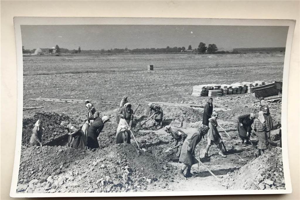 Seltene Bilder aus dem Todeslager Auschwitz tauchten in Castrop-Rauxel auf