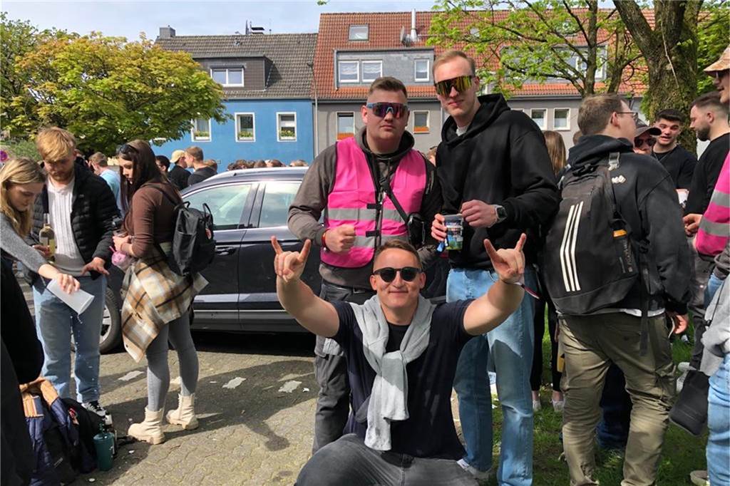 Die 50 schönsten Bilder vom 1. Mai in Haltern: Marktplatz, Lakeside Inn und Westuferpark Ausgelassene Stimmung am 1. Mai in Haltern am See.