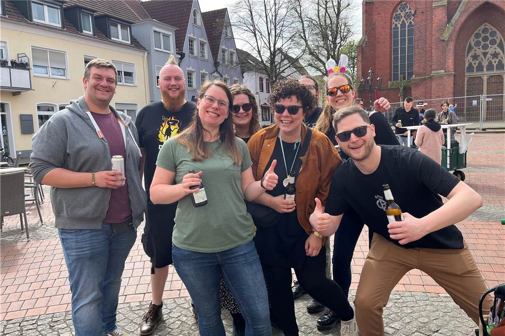 Die 50 schönsten Bilder vom 1. Mai in Haltern: Marktplatz, Lakeside Inn und Westuferpark Ausgelassene Stimmung am 1. Mai in Haltern am See.