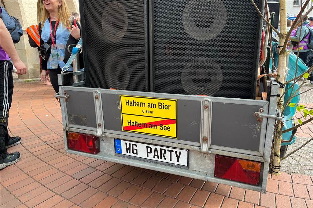 Die 50 schönsten Bilder vom 1. Mai in Haltern: Marktplatz, Lakeside Inn und Westuferpark Ausgelassene Stimmung am 1. Mai in Haltern am See.