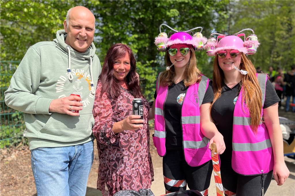 Die 50 schönsten Bilder vom 1. Mai in Haltern: Marktplatz, Lakeside Inn und Westuferpark Ausgelassene Stimmung am 1. Mai in Haltern am See.