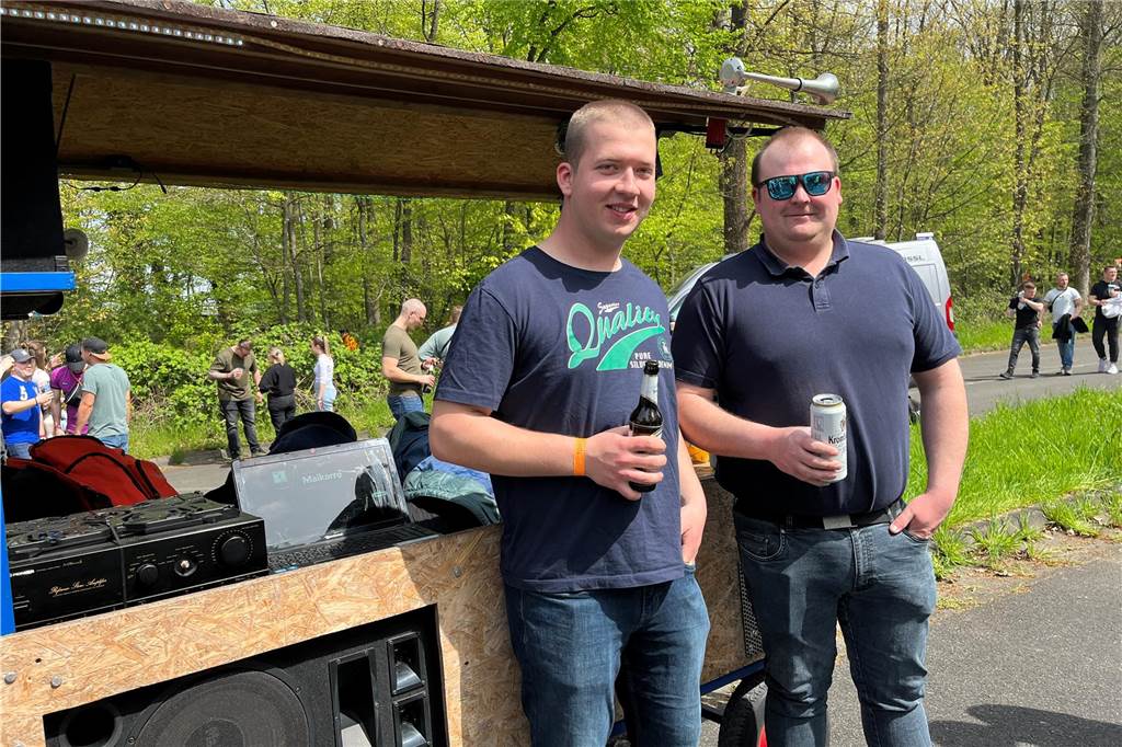 Die 50 schönsten Bilder vom 1. Mai in Haltern: Marktplatz, Lakeside Inn und Westuferpark Ausgelassene Stimmung am 1. Mai in Haltern am See.