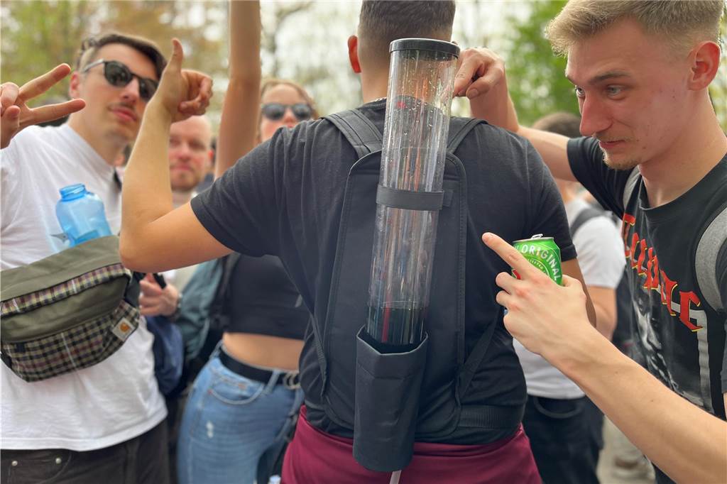 Die 50 schönsten Bilder vom 1. Mai in Haltern: Marktplatz, Lakeside Inn und Westuferpark Ausgelassene Stimmung am 1. Mai in Haltern am See.