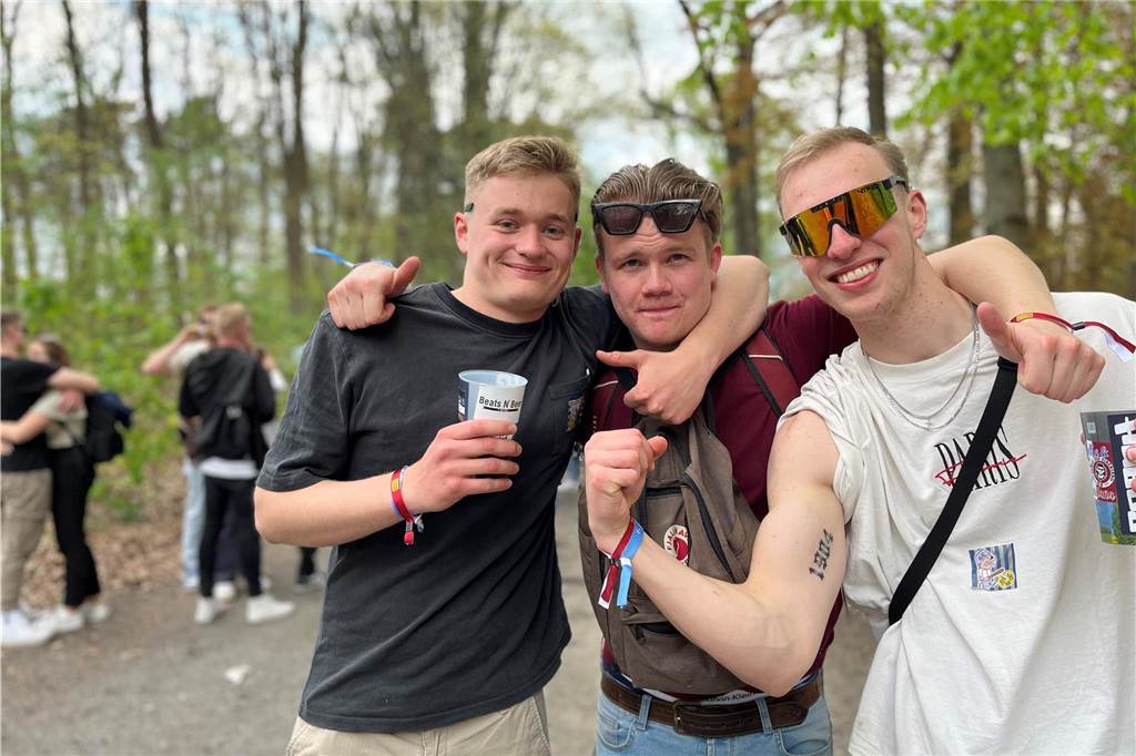 Die 50 schönsten Bilder vom 1. Mai in Haltern: Marktplatz, Lakeside Inn und Westuferpark Ausgelassene Stimmung am 1. Mai in Haltern am See.