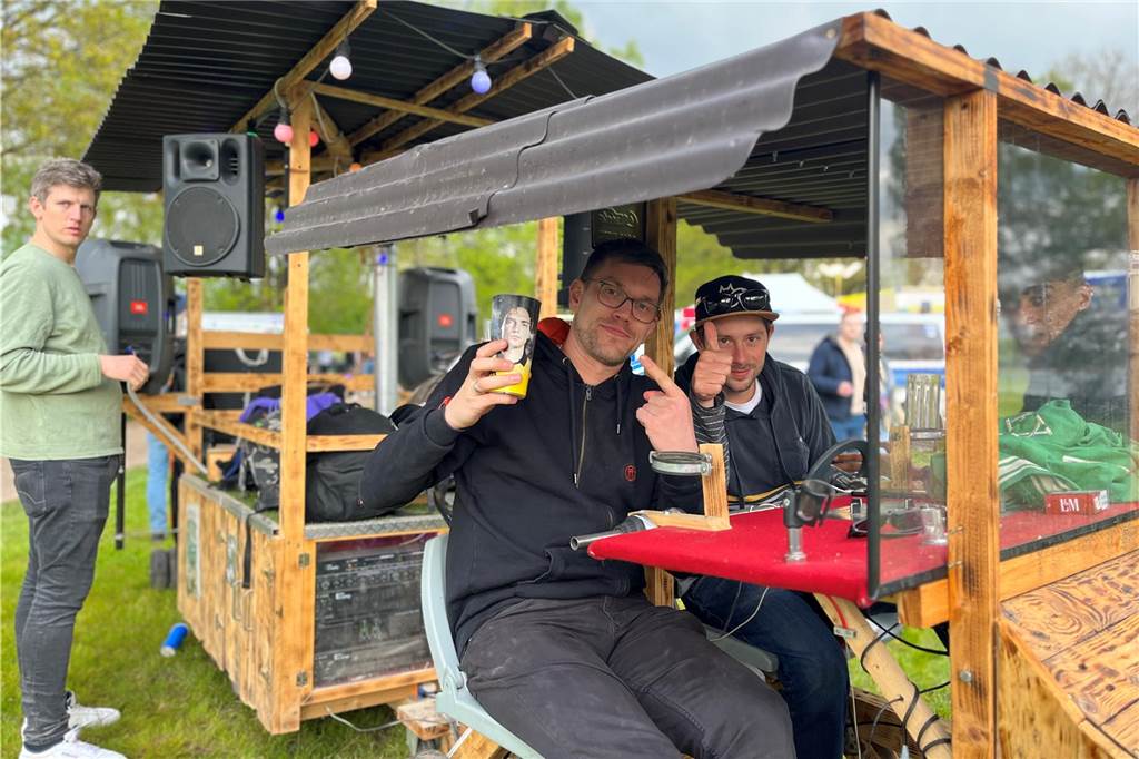 Die 50 schönsten Bilder vom 1. Mai in Haltern: Marktplatz, Lakeside Inn und Westuferpark Ausgelassene Stimmung am 1. Mai in Haltern am See.