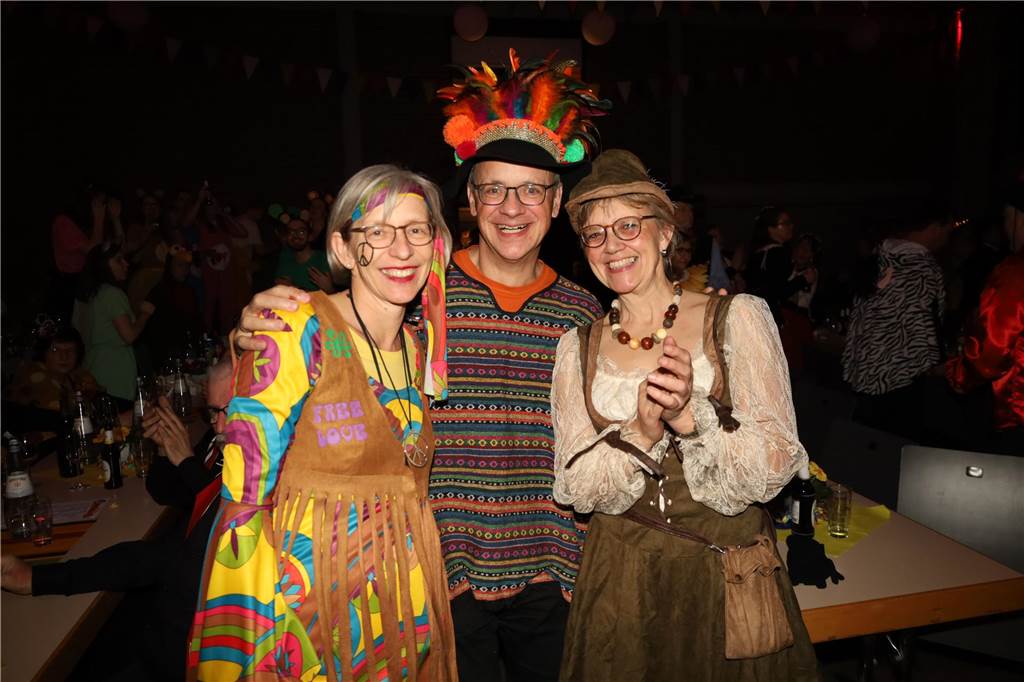 Ausgelassene Stimmung beim Pfarrkarneval St. Vitus.