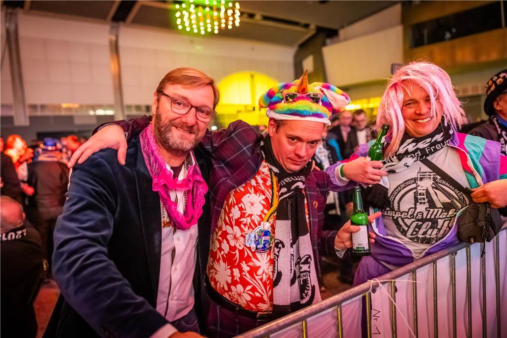 Der närrische Rat lud ein: Das war die 44. Dortmunder Herrensitzung Ausgelassene Stimmung herrschte am 21.1. bei der 44. Herrensitzung des närrischen Rats in der Westfalenhalle.