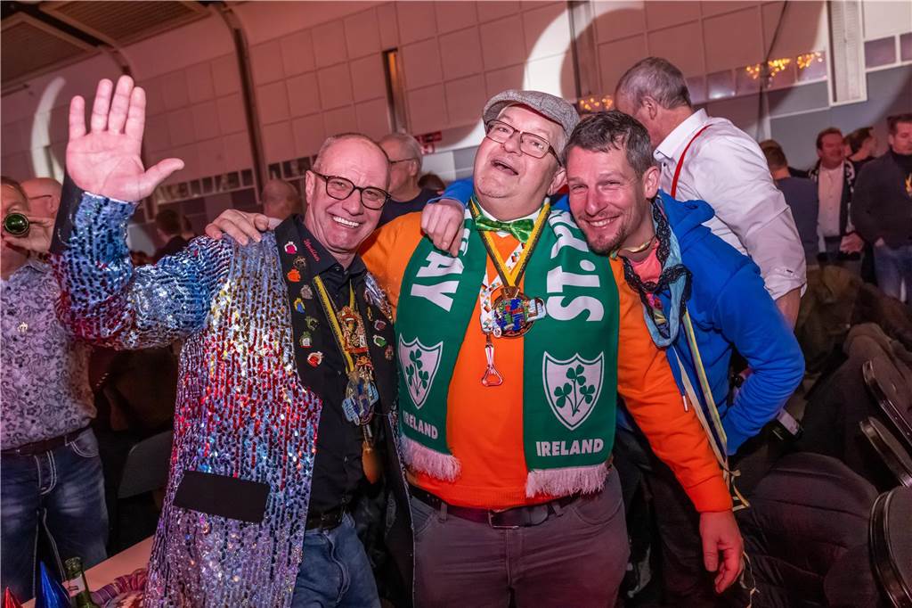 Der närrische Rat lud ein: Das war die 44. Dortmunder Herrensitzung Ausgelassene Stimmung herrschte am 21.1. bei der 44. Herrensitzung des närrischen Rats in der Westfalenhalle.