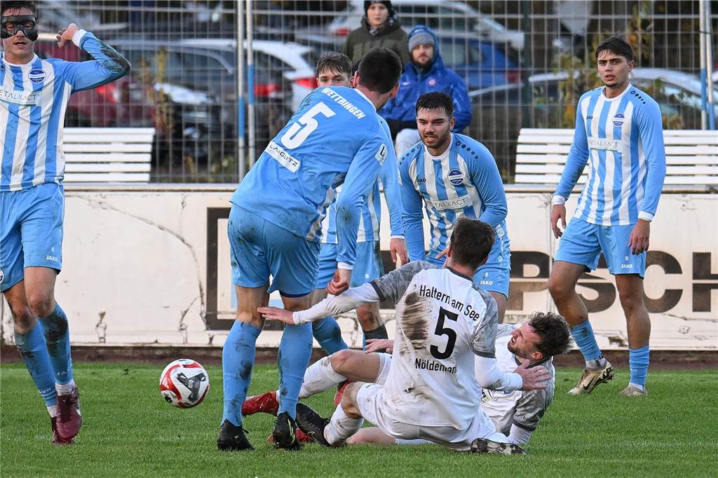 Ausgerechnet gegen das Tabellenschlusslicht Vorwärts Wettringen gab es nach vier ungeschlagenen Spielen die erste Niederlage für den TuS Haltern, der sich mit 0:1 geschlagen geben musste.