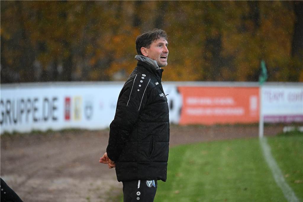 Ausgerechnet gegen das Tabellenschlusslicht Vorwärts Wettringen gab es nach vier ungeschlagenen Spielen die erste Niederlage für den TuS Haltern, der sich mit 0:1 geschlagen geben musste.