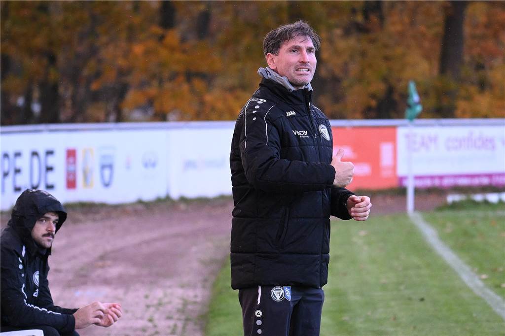 Ausgerechnet gegen das Tabellenschlusslicht Vorwärts Wettringen gab es nach vier ungeschlagenen Spielen die erste Niederlage für den TuS Haltern, der sich mit 0:1 geschlagen geben musste.