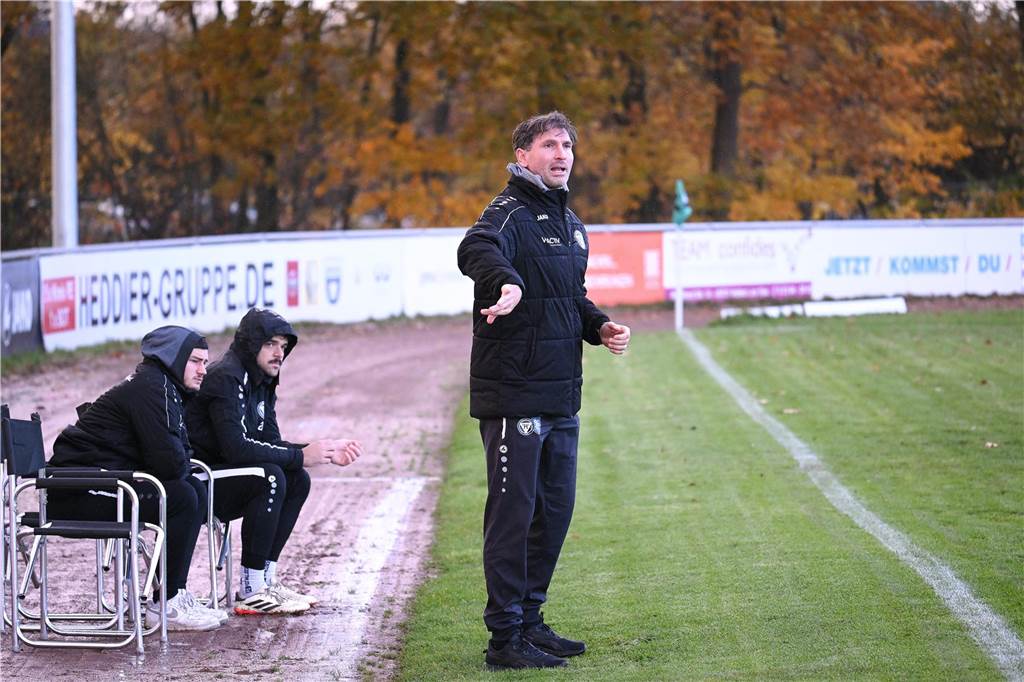 Ausgerechnet gegen das Tabellenschlusslicht Vorwärts Wettringen gab es nach vier ungeschlagenen Spielen die erste Niederlage für den TuS Haltern, der sich mit 0:1 geschlagen geben musste.