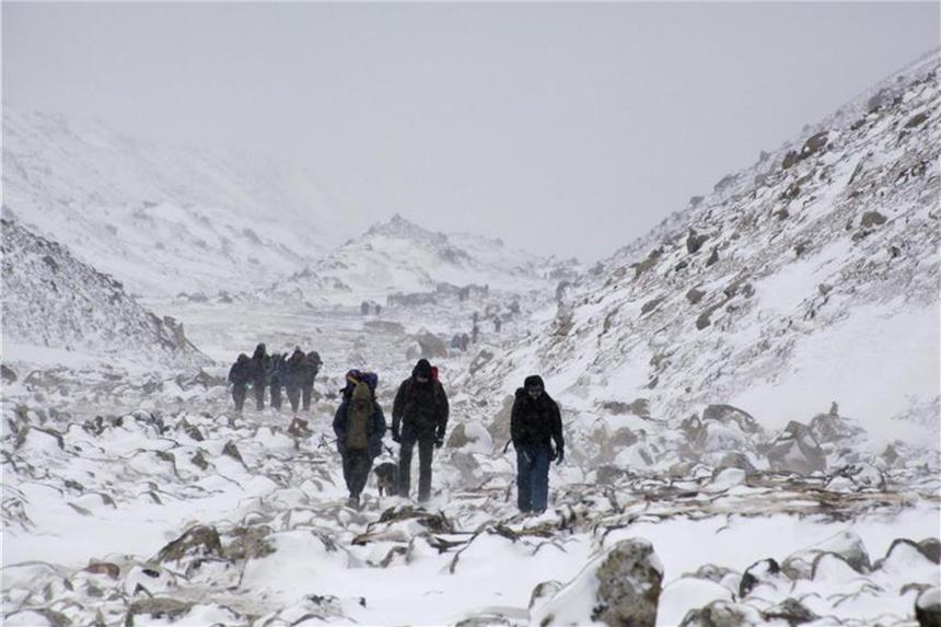 BBC: Nepal verbietet Solo-Besteigungen des Mount Everest Ausgeufert: Der Ansturm auf den Mount Everest wird begrenzt. Foto: Tashi Sherpa
