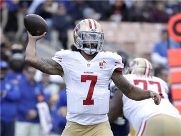 Auslöser der jüngsten Rassismus-Debatte war, einmal mehr, Colin Kaepernick. Foto: Rick Scuteri