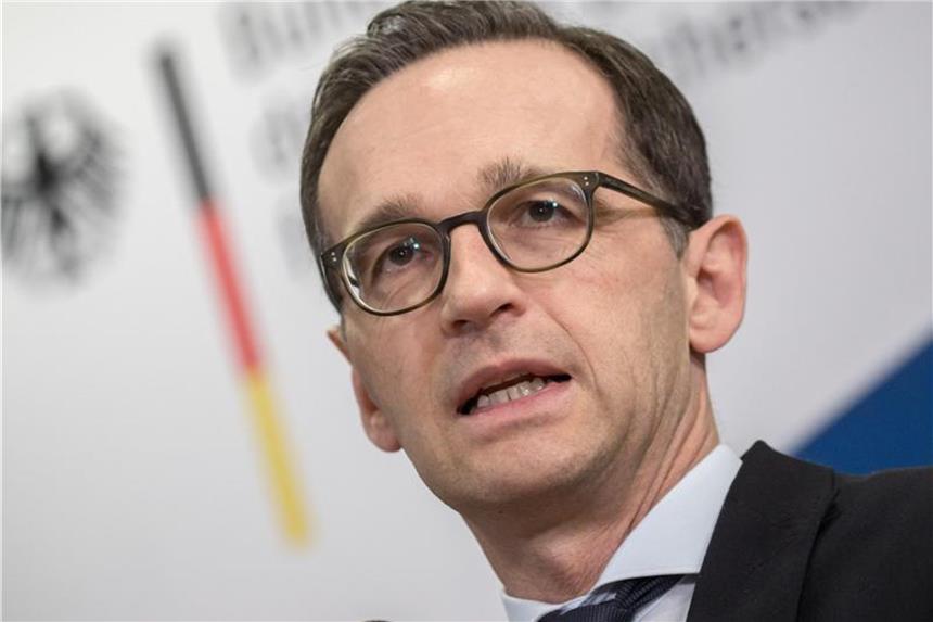 Maas wirft Assad „menschenverachtendes Verhalten“ vor Außenminister Heiko Maas trifft seinen iranischen Amtskollegen Sarif in New York. Foto: Michael Kappeler/Archiv