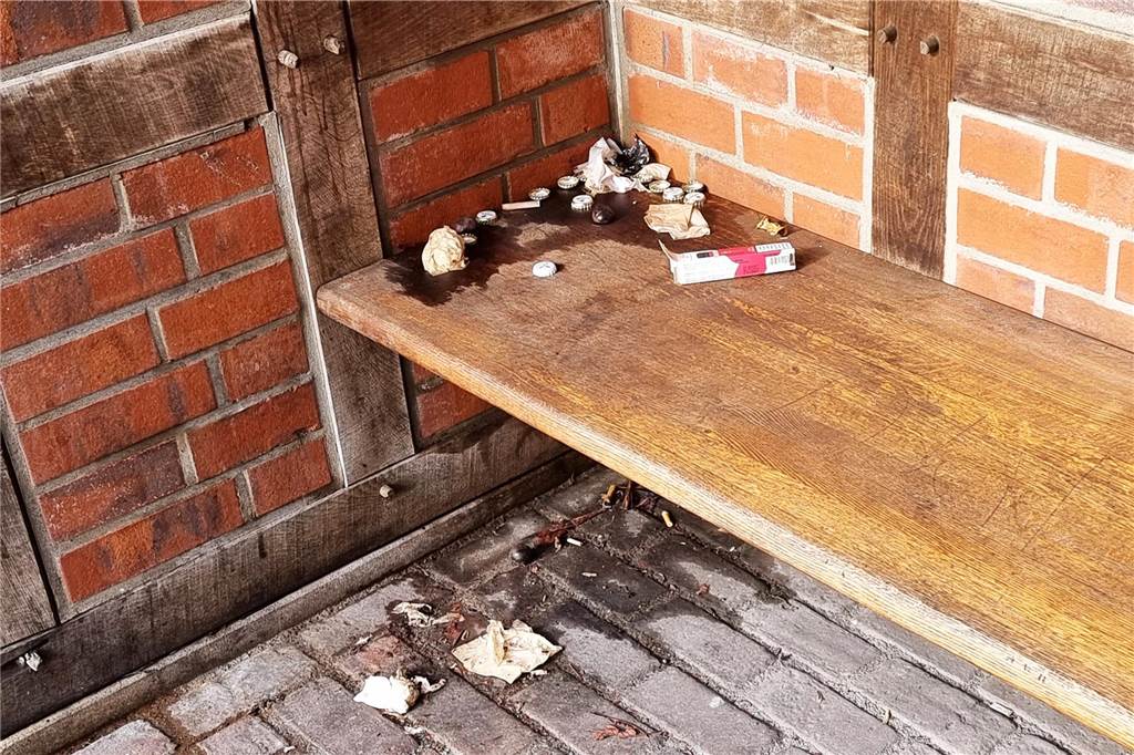 Wappenbaumverein: Ärger über Vandalismus, Vorfreude aufs Maibaumfest Außerdem wird der Unterstand häufig verschmutzt.