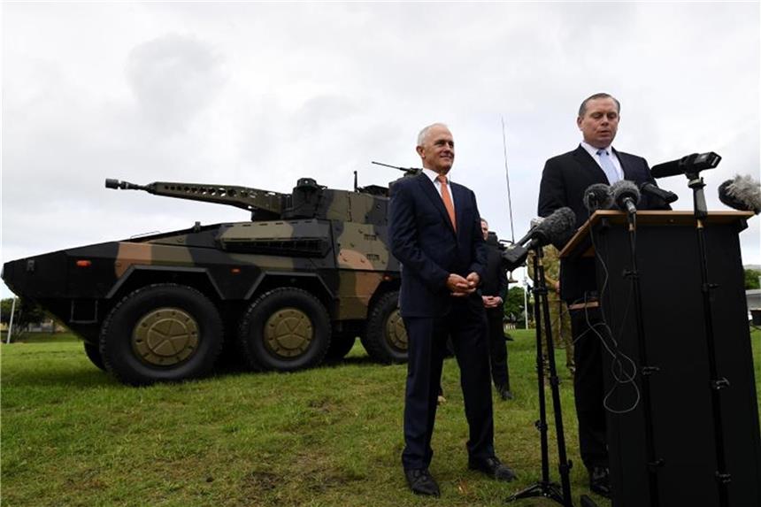 Australien kauft 211 Panzer aus Deutschland Australiens Ministerpräsident Malcolm Turnbull kündigte den Kauf von 211 der Radpanzer von Rheinmetall an. Foto: Dan Peled