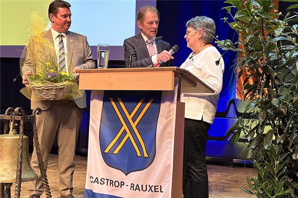 Auszeichnungen und Ehre für die geleistete ehrenamtliche Arbeit gab es am Samstagabend beim Neujahrsempfang der Stadt Castrop-Rauxel in der Europahalle.