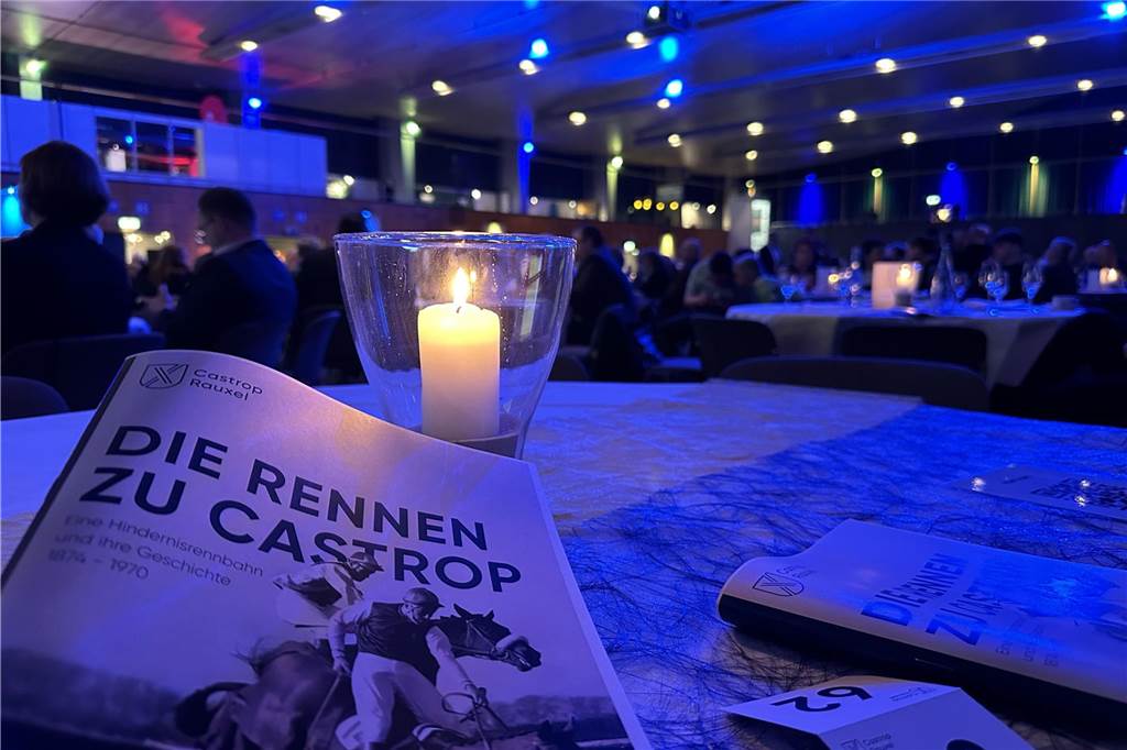Auszeichnungen und Ehre für die geleistete ehrenamtliche Arbeit gab es am Samstagabend beim Neujahrsempfang der Stadt Castrop-Rauxel in der Europahalle.
