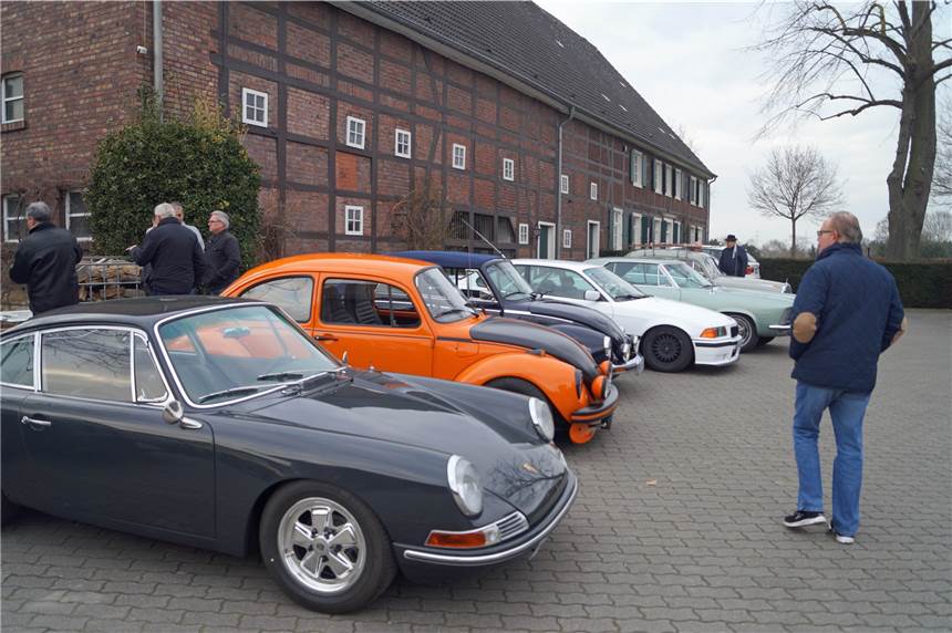 Autokino statt Oldtimer-Treffen: Auf dem Hof Schulze Blasum in Stockum waren die Pläne für ein Freiluftkino weit fortgeschritten. Dennoch sind die Pläne geplatzt. Zumindest vorerst.