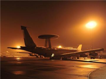 Awacs-Aufklärungsflugzeuge auf dem Flughafen des vorgeschobenen Militärstützpunkts in Konya (Archivbild). Foto: Andrea Hohenforst