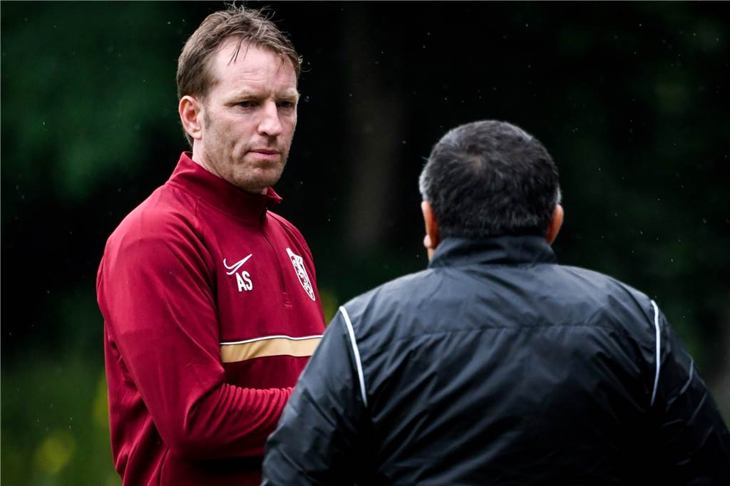 Lüner SV legt furiose Serie hin und stürzt anschließend ab – die Bilanz der Westfalenliga Axel Schmeing hat im Sommer den Trainerposten beim Lüner SV von Christian Hampel übernommen.