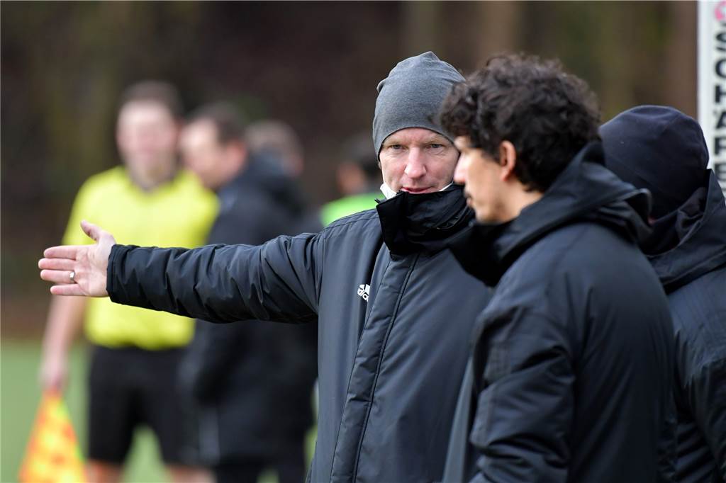 Wer war der beste Coach vor der Winterpause? Axel Schmeing hatte in der Hinrunde mit vielen verletzten Spielern zu kämpfen.