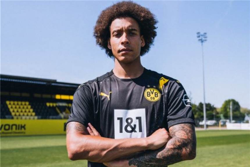 BVB präsentiert neues Auswärtstrikot – Design überrascht etwas Axel Witsel posiert auf Twitter im neuen BVB-Auswärtstrikot.