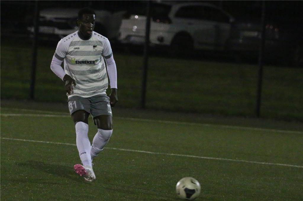 FC Nordkirchen vor Sechs-Punkte-Spiel gegen Nieheim: Neuzugang hat Spielberechtigung erhalten Ayodeji John Ologunorisa ist nun Spieler des FC Nordkirchen.