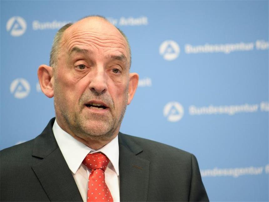Scheele: Künftige Regierung bei Hartz-IV-Finanzen gefordert BA-Chef Detlef Scheele wirbt dafür, die Jobcenter-Etats aufzustocken. Foto: Nicolas Armer